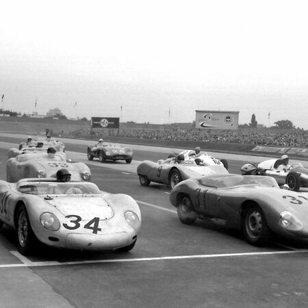 UA-IS1004_15_GPL4272