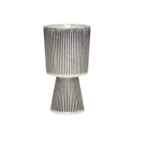 Hübsch Bloempot op voet 'Plinth' - Beige/Black ø12 x H23 cm Hübsch Bloempot op voet 'Plinth' - Beige/Black ø12 x H23 cm