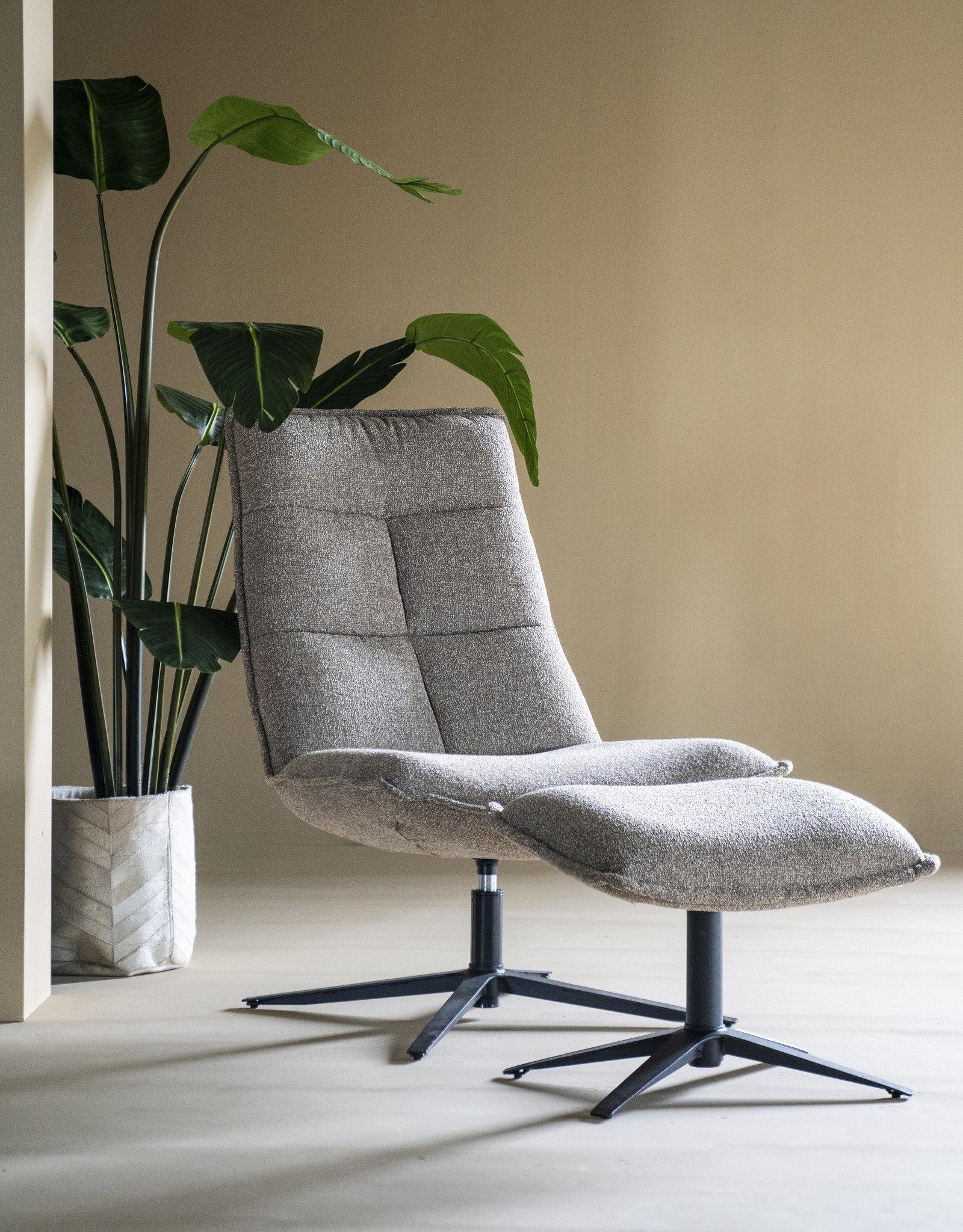 Gesprekelijk Aanpassen Kneden Relax Fauteuil met voetenbank - Beige - Umber & Smoke