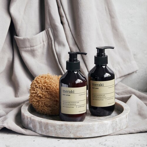 Gift box: Northern Dawn Body care (2x275ml) Gift box: Northern Dawn Body care (2x275ml)