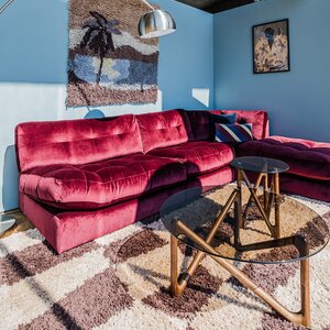 COMF Collection Oslo Zetel - Opstelling: 2-zit L + 1-zit + Hoekelement + Hocker - Stof: Juke 39 burgundy (cat. E)