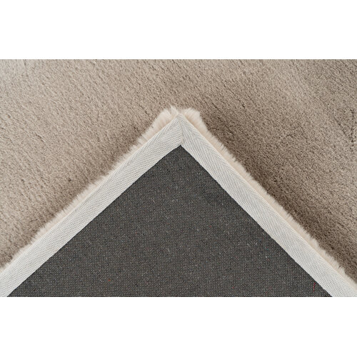 U&S Carpet Collection Fluffy vloerkleed - Rechthoekig - Light Taupe - 200 x 290 cm U&S Carpet Collection Fluffy vloerkleed - Rechthoekig - Light Taupe - 200 x 290 cm