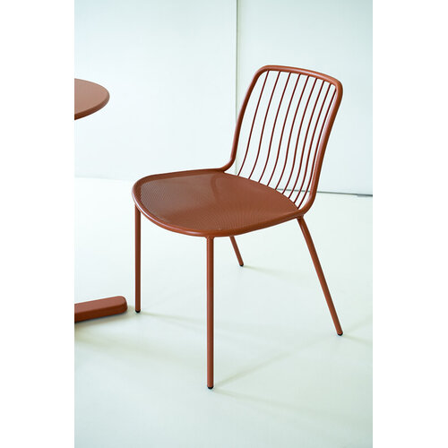 Emu Tuinstoel Alisea - Maple Red 26