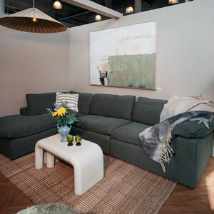 COMF Collection Zetel Isla - Opstelling: Longchair (links) + 1,5-zit (zonder arm) + 1,5-zit (arm rechts) - Stof: Natura 78 (cat. C) COMF Collection Zetel Isla - Opstelling: Longchair (links) + 1,5-zit (zonder arm) + 1,5-zit (arm rechts) - Stof: Natura 78 (cat. C)