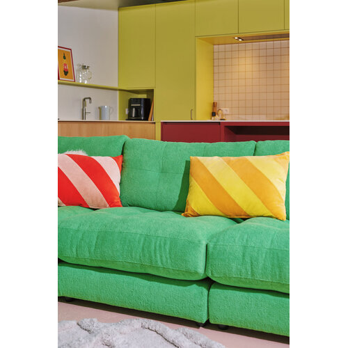 COMF Collection Oslo Zetel met Loungebed: Opstelling 1-zit + 1-zit + 1-zit - Stof Boogie 157 (Apple) (Cat. G) COMF Collection Oslo Zetel met Loungebed: Opstelling 1-zit + 1-zit + 1-zit - Stof Boogie 157 (Apple) (Cat. G)