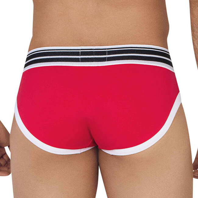 Clever Unchained piping brief