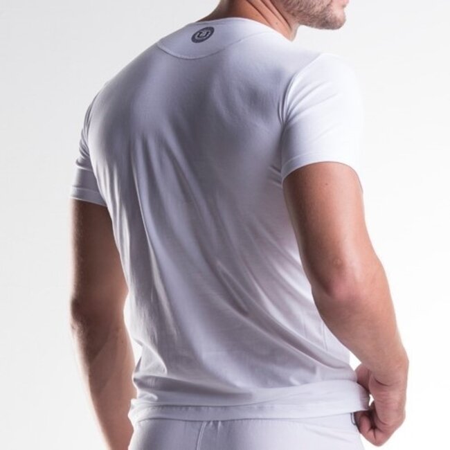 Mundo Unico Tonic V-Neck Cotton T-shirt