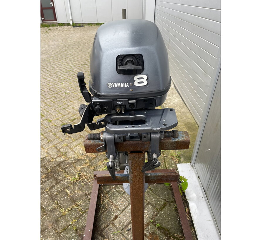 Yamaha 8 pk 4-takt langstaart