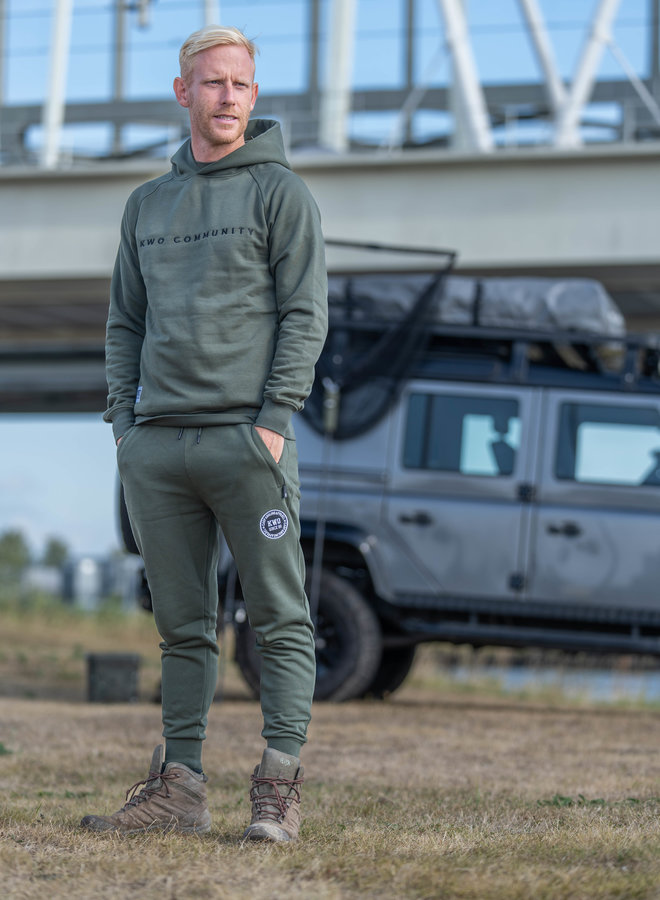 KWO Essential Tracksuit