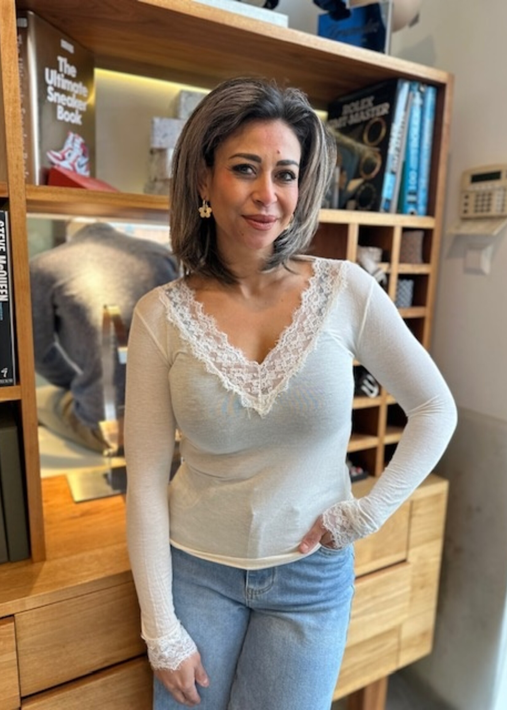 Soft Lace Essential Top