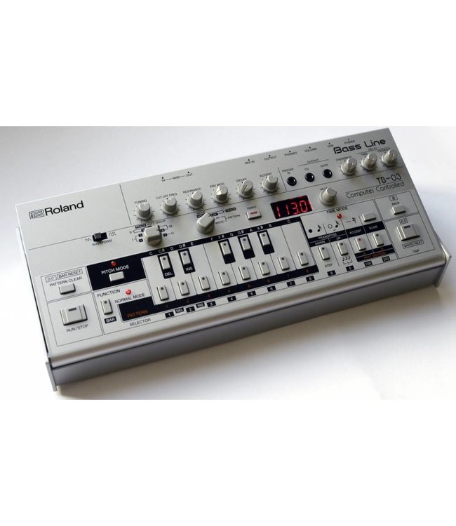 Roland TB-03 Bassline Boutique synthesizer module