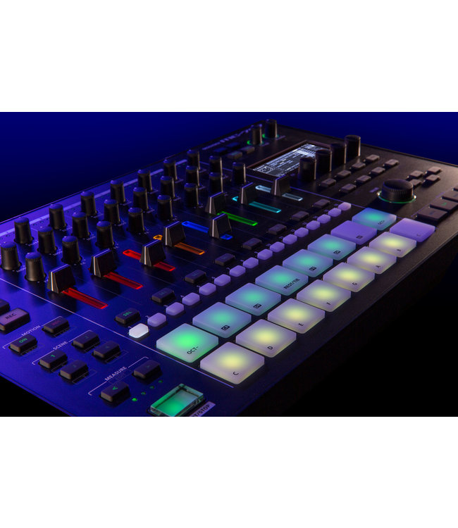 Roland MC-707 groovebox