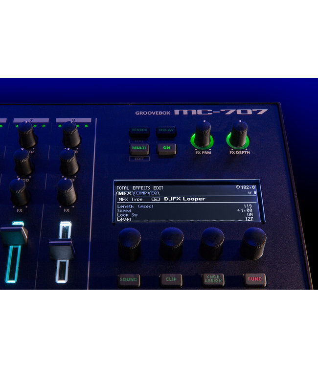 Roland MC-707 groovebox