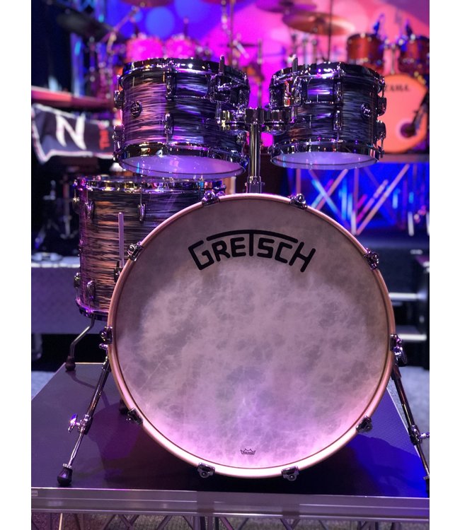 Gretsch Renown maple Silver Oyster Pearl shellkit 10-12-16FT-22K incl. Broadkaster voorvel