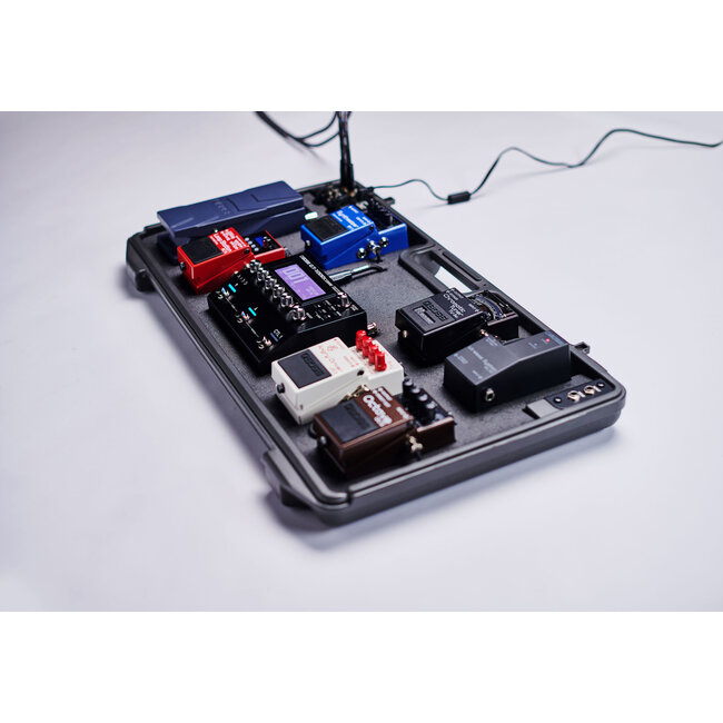 Boss BCB-90X pedalboard