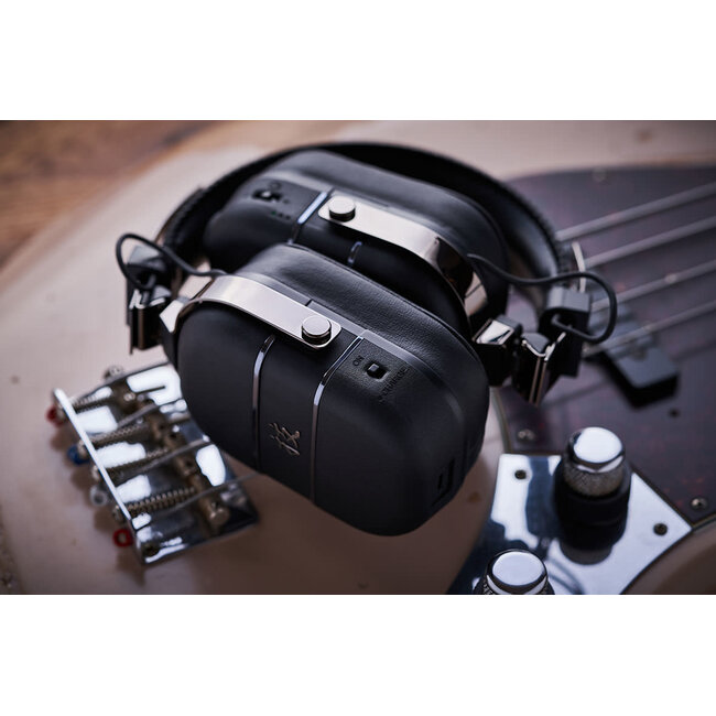 Boss WAZA-AIR BASS PERSONAL AMPLIFICATION SYSTEM