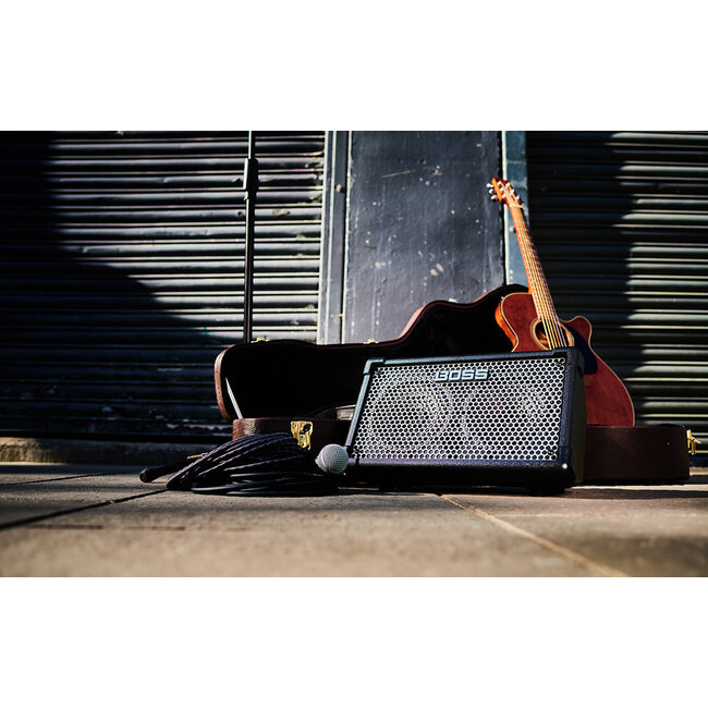 Boss CUBE-ST2 Cube Street II Black mobiele stereo versterker voor muziekinstrumenten en zang battery powered