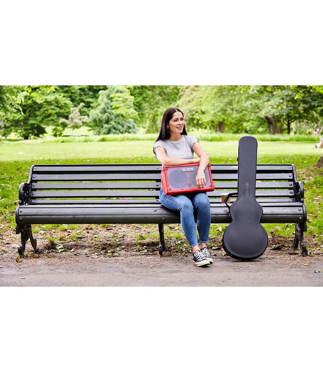 Boss CUBE-ST2-R Cube Street II Red mobiele stereo versterker voor muziekinstrumenten en zang battery powered