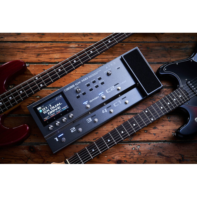 Boss GX-100 GUITAR EFFECTS PROCESSOR incl. touchscreen