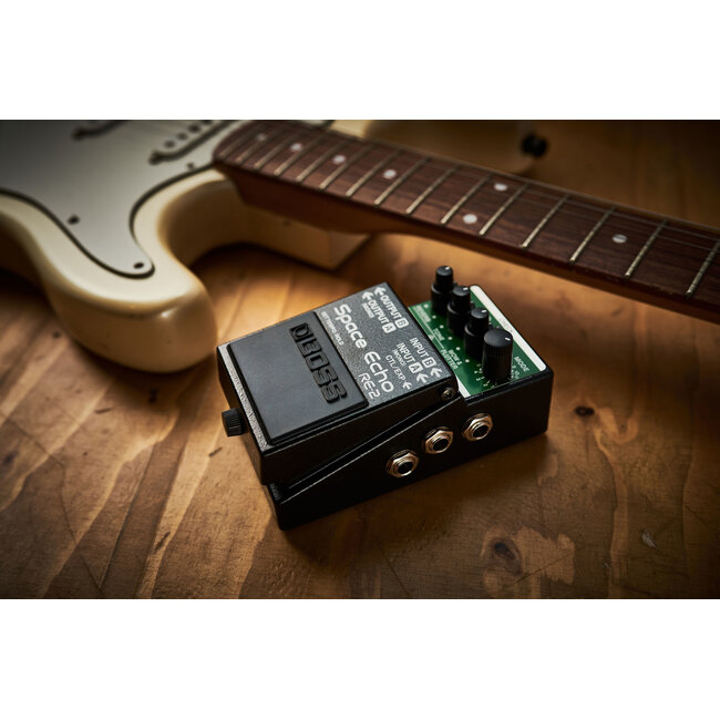 Boss RE-2 SPace Echo effect pedal