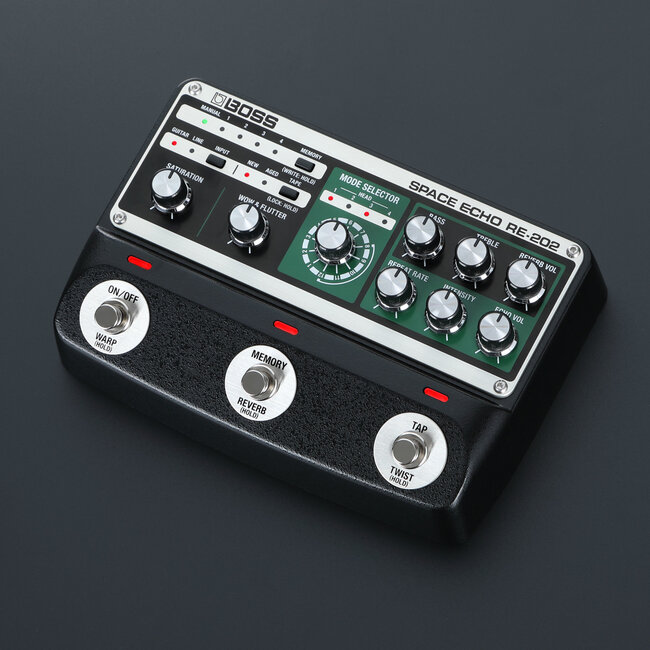Boss RE-202 Space Echo effect pedal