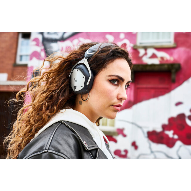 V-MODA Crossfade 3 wireless Gunmetal black headphones XFBT3-GNBK