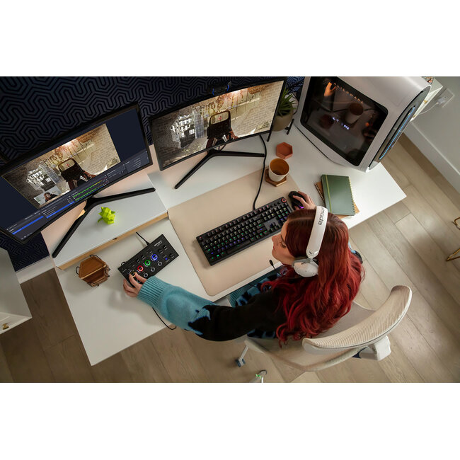 Roland BRIDGECAST SOUND MIXER Professional audio streaming interface and mixer designed for online gamers