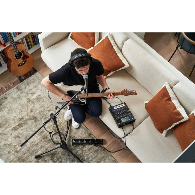 Boss GCS-8 Gigcaster 8 Audio streaming mixer