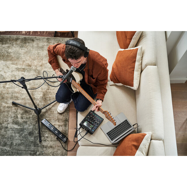 Boss GCS-5 Gigcaster 5 Audio Streaming Mixer