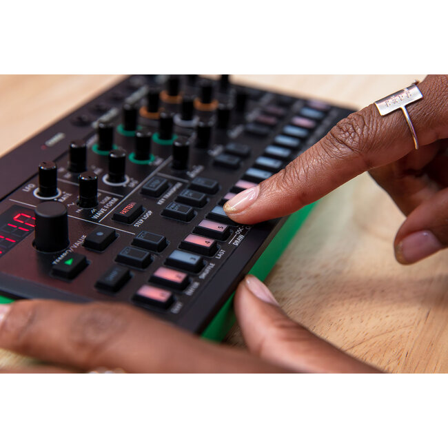 Roland S-1 AIRA Compact S-1 Tweak Synth SYNTHESIZER