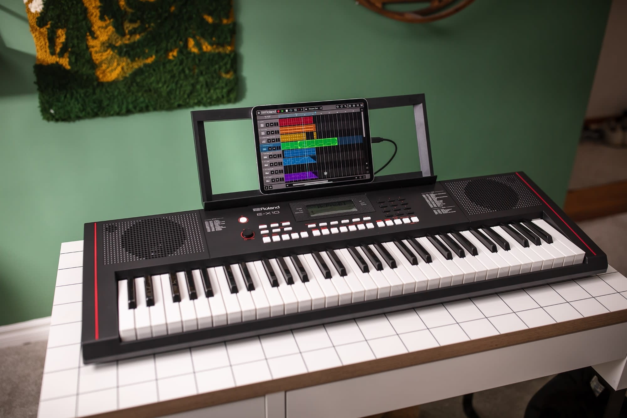 Roland E-X10 Arranger Keyboard - Busscherdrums