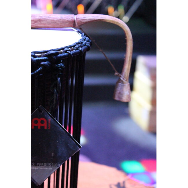 Meinl ATD-L Afrikaanse Talking drum groot 8" x 40cm hoog