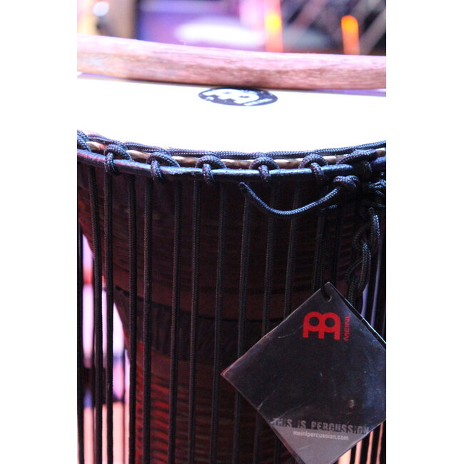 Meinl ATD-L Afrikaanse Talking drum groot 8" x 40cm hoog