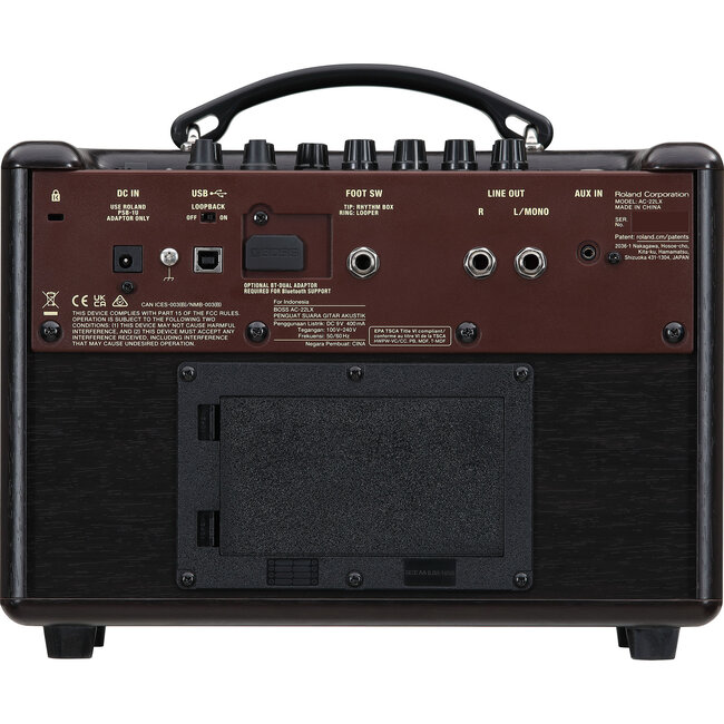 Boss AC-22LX  GUITAR AMPLIFIER WITH SPEAKERS