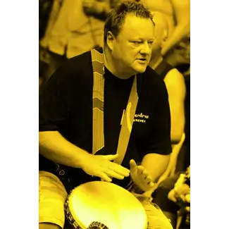 Henk Busscher Djembeworkshop voor bedrijven prijs vanaf:
