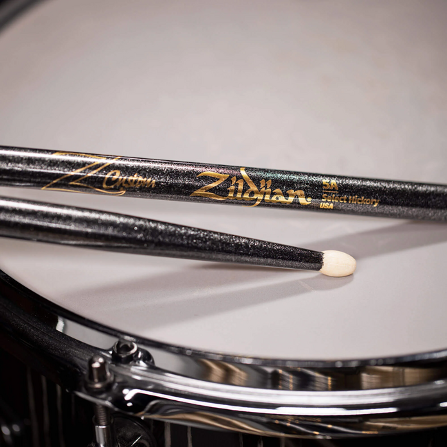 Zildjian ZIZ5ACB-ZC ZILDJIAN Drum Sticks, Z Custom LE, Hickory, Wood Tip, 5A, Black Chroma