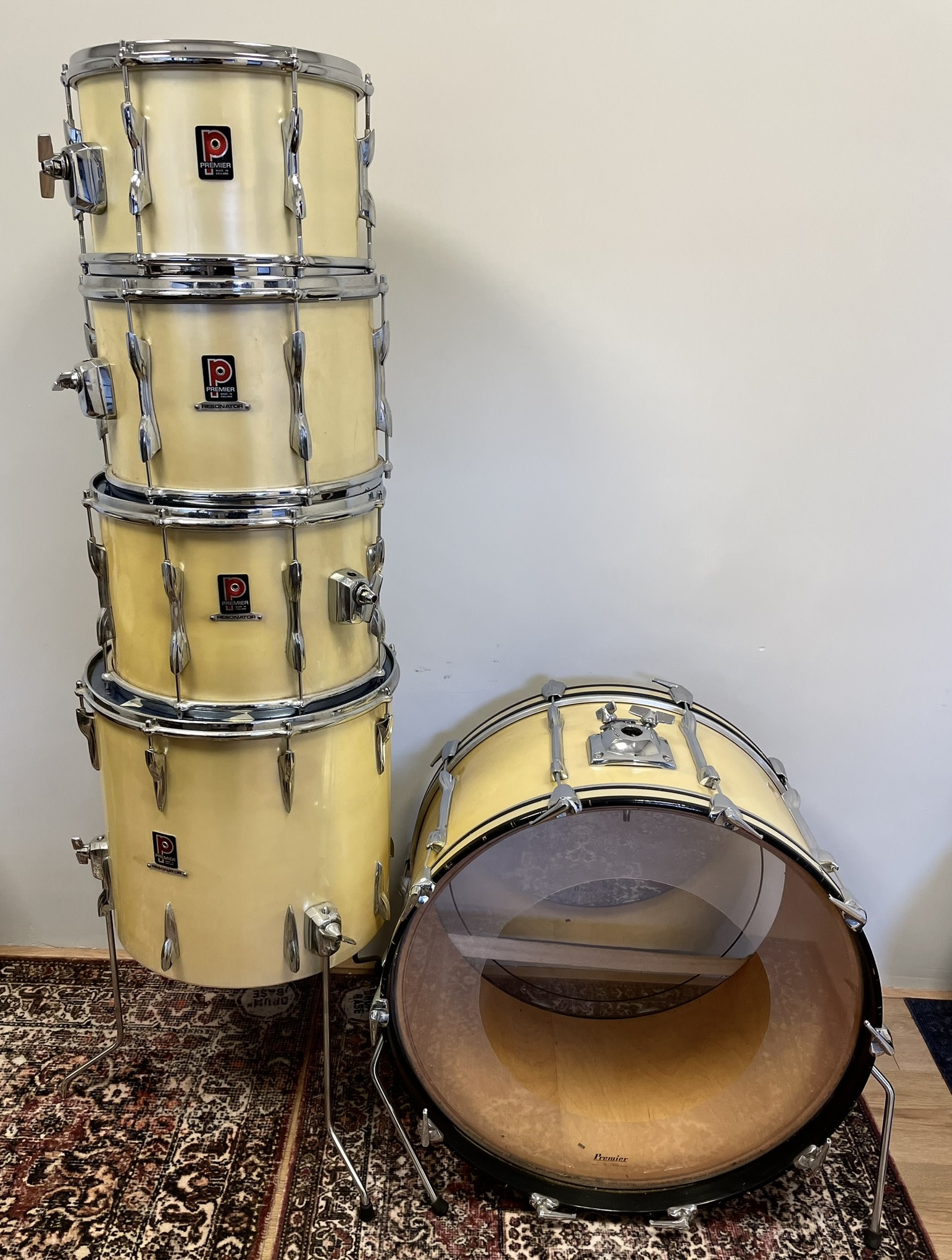 PREMIER Premier Resonator drumstel 12-13-14-16-24 Vintage PREMIER Premier Resonator drumstel 12-13-14-16-24 Vintage
