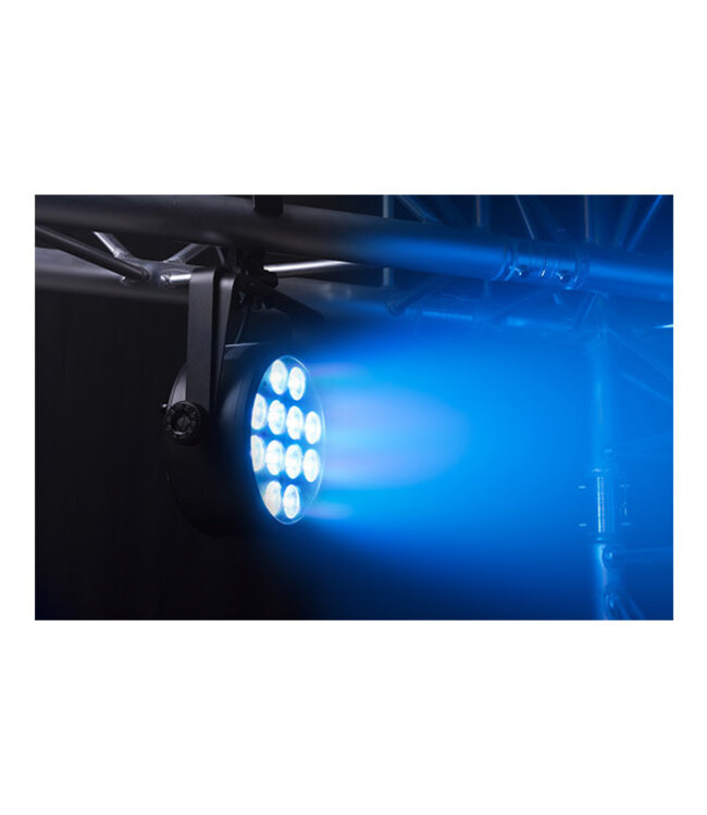 Roland BeamZ Professional BAC306 Aluminium LED par RGBAW-UV demo