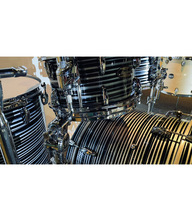 Pearl MMGC924XSP-L/C855 MMG 4-PC Maple gum 22 10 12 16 Black Oyster Swirl incl. 2x B-TC-1035BL