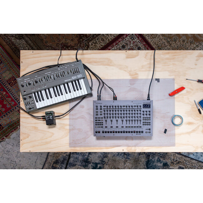 Roland TR-1000  RHYTHM CREATOR