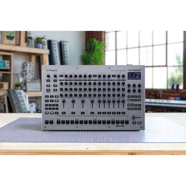 Roland TR-1000  RHYTHM CREATOR