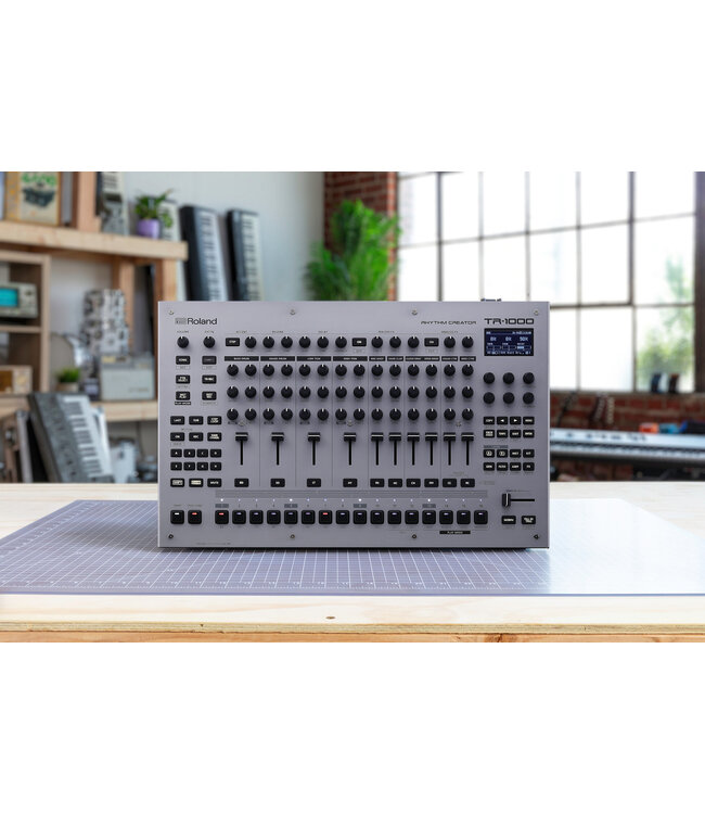 Roland TR-1000  RHYTHM CREATOR