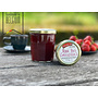 Gelée de groseilles rouge foncé, lisse et acidulée. Sans morceaux, artisanale, et allégée en sucre – un vrai goût de fruit.
