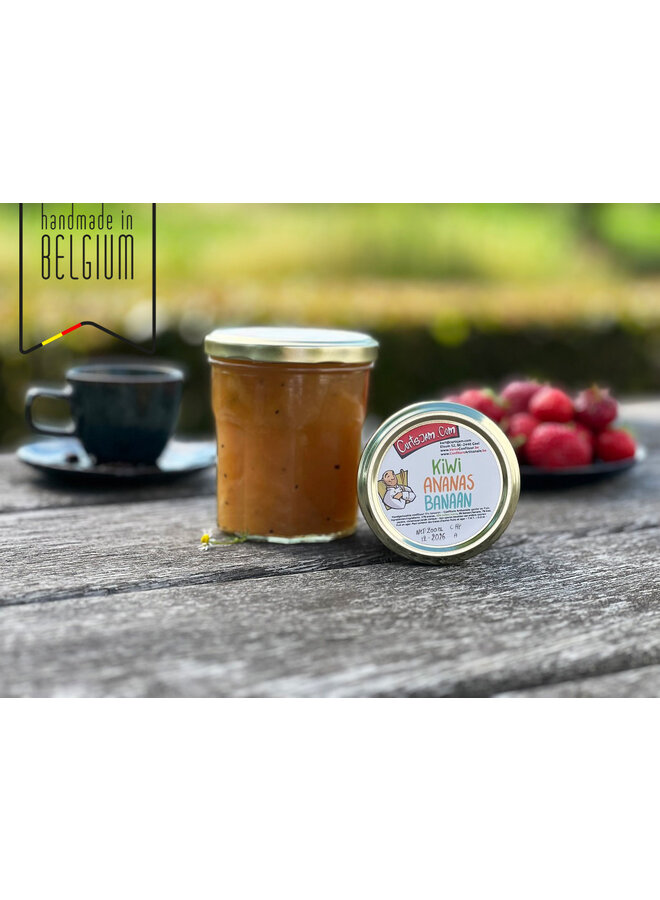 Fruchtige Konfitüre mit exotischer Note – Kiwi, Ananas und Banane, handgemacht mit weniger Zucker für natürlichen Genuss.