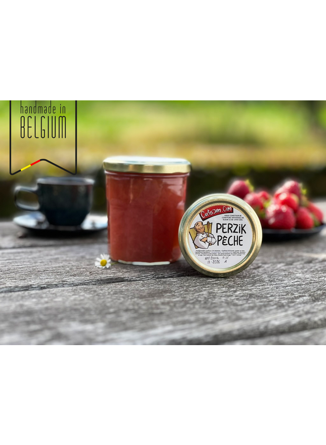 Deliciously soft peach jam, handmade and gently sweetened. The perfect fruity companion to breakfast or desserts – pure summer in a jar.
