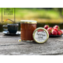 Artisanal quince jam with a soft hint of vanilla – perfect for breakfast or dessert.