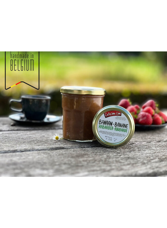 Une confiture onctueuse et fruitée à la banane et à la rhubarbe, préparée artisanalement avec moins de sucre ajouté.