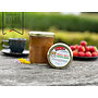 Abricot ensoleillé et rhubarbe acidulée s’unissent dans une confiture artisanale équilibrée et savoureuse. À tartiner sans modération.
