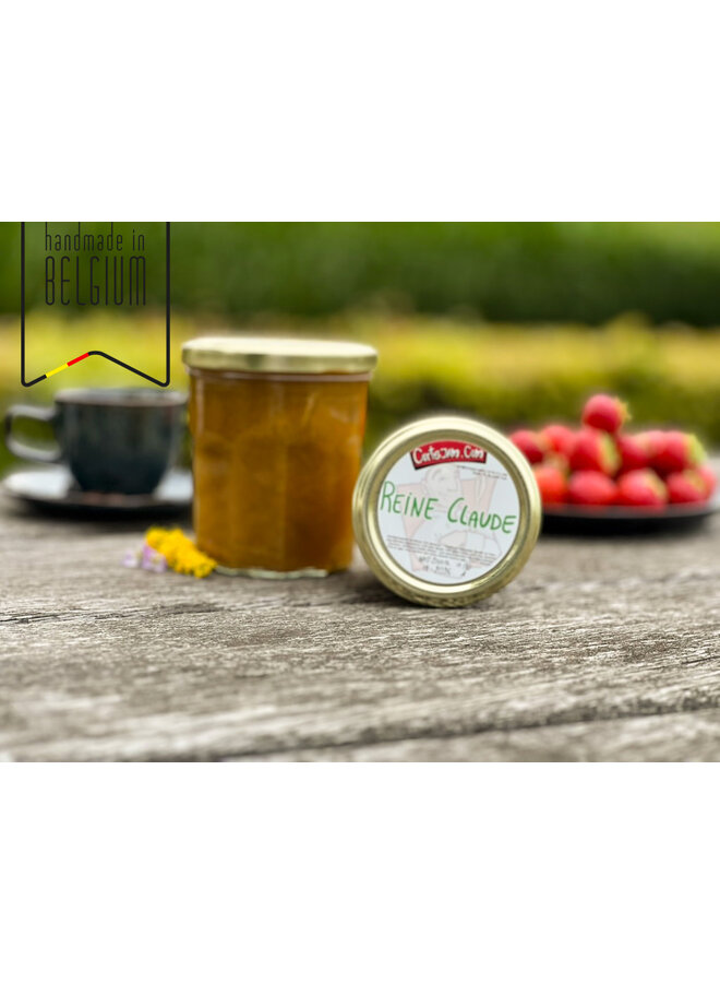 Delicate and smooth greengage jam, handmade with less added sugar. A refined, fruity spread for toast, pastries or breakfast bowls.