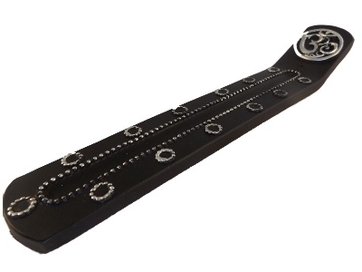 Zwarte Ohm wierookplankje met versieringen